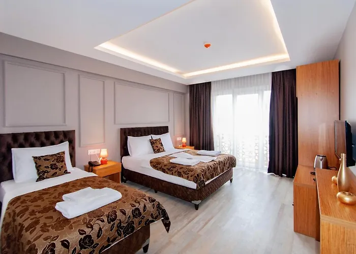 Naz Old Bazaar Hotel